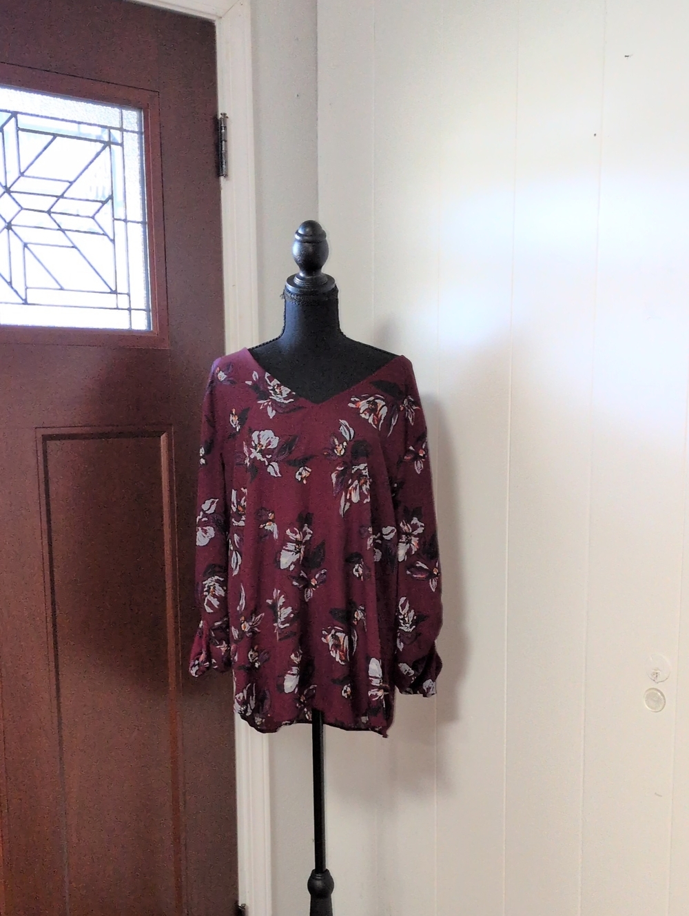 Women's Burgundy Floral V-Neck Long Sleeve Blouse Size XXL